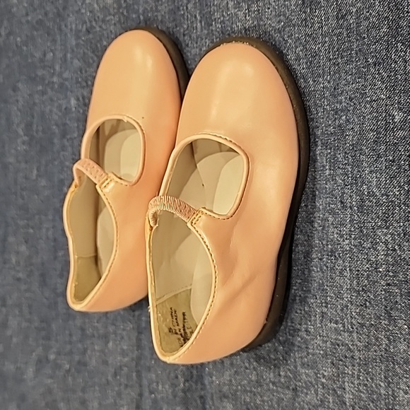 Gymboree Other - Gymboree Girls Shoe 1999 Size 5